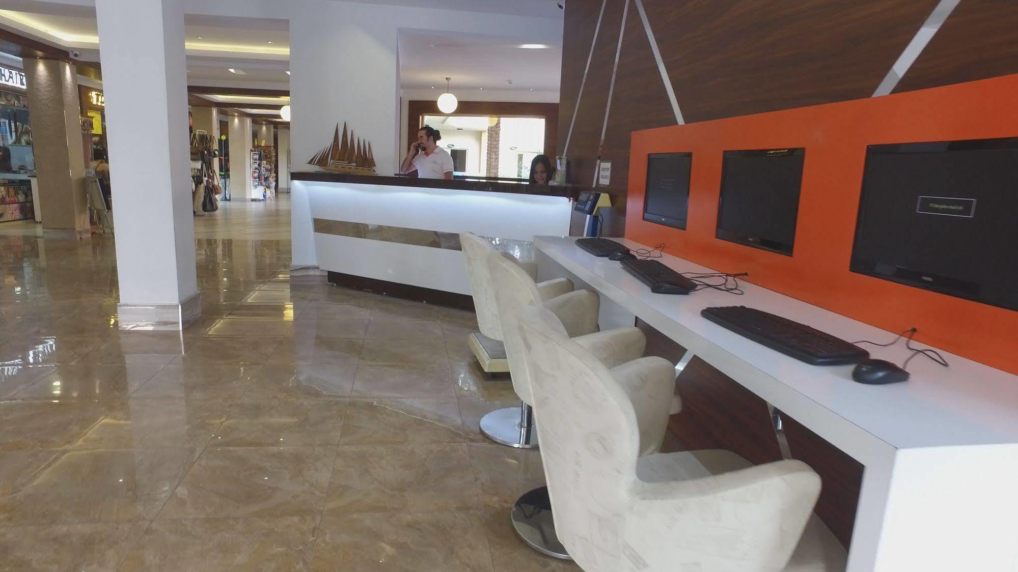 Exelsior Annex Aparthotel Marmaris Bagian luar foto